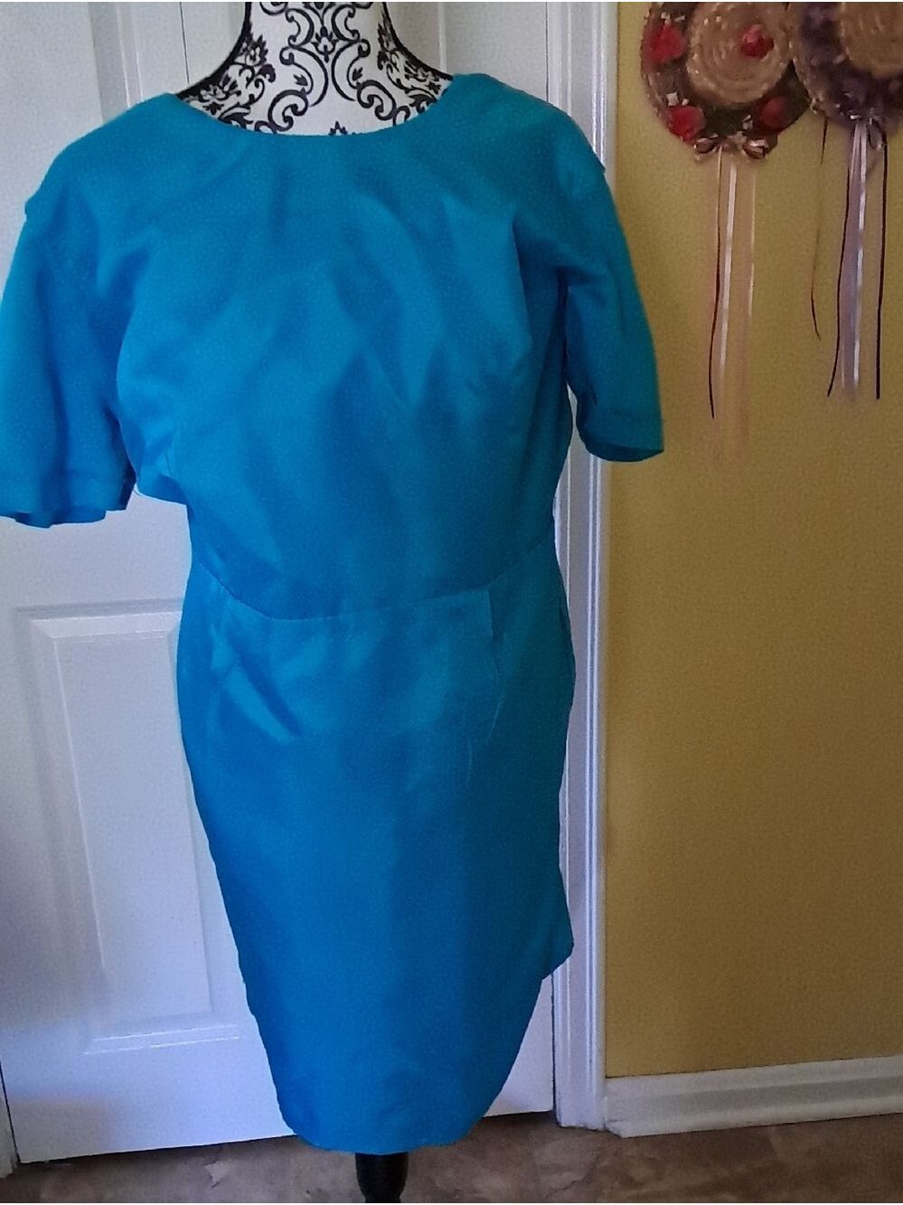Positive Attitude Woman Vintage Turquoise Dress With Front Embroidery Size 16 - Picture 9 of 10